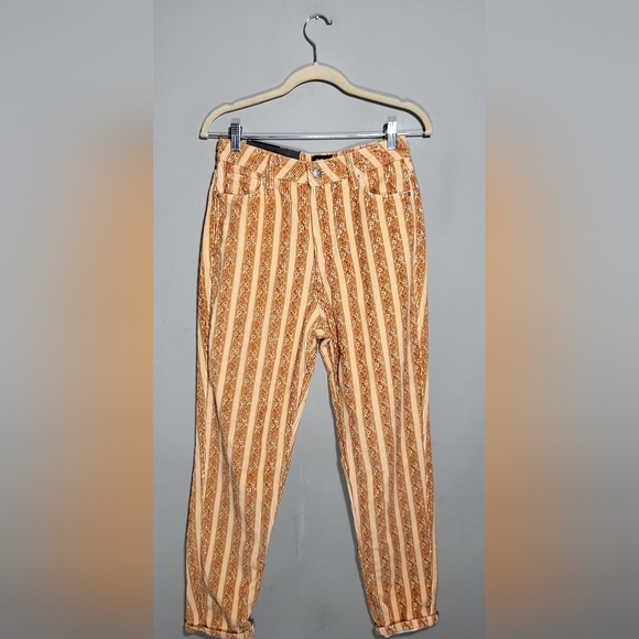 NWT BDG Mom High Rise Pants | Size 27 | Ditsy Corduroy | Urban Outfitters - Picture 2 of 13